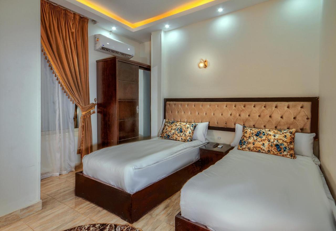 Tut Pyramids View Hotel Kafret el-Gabal Buitenkant foto