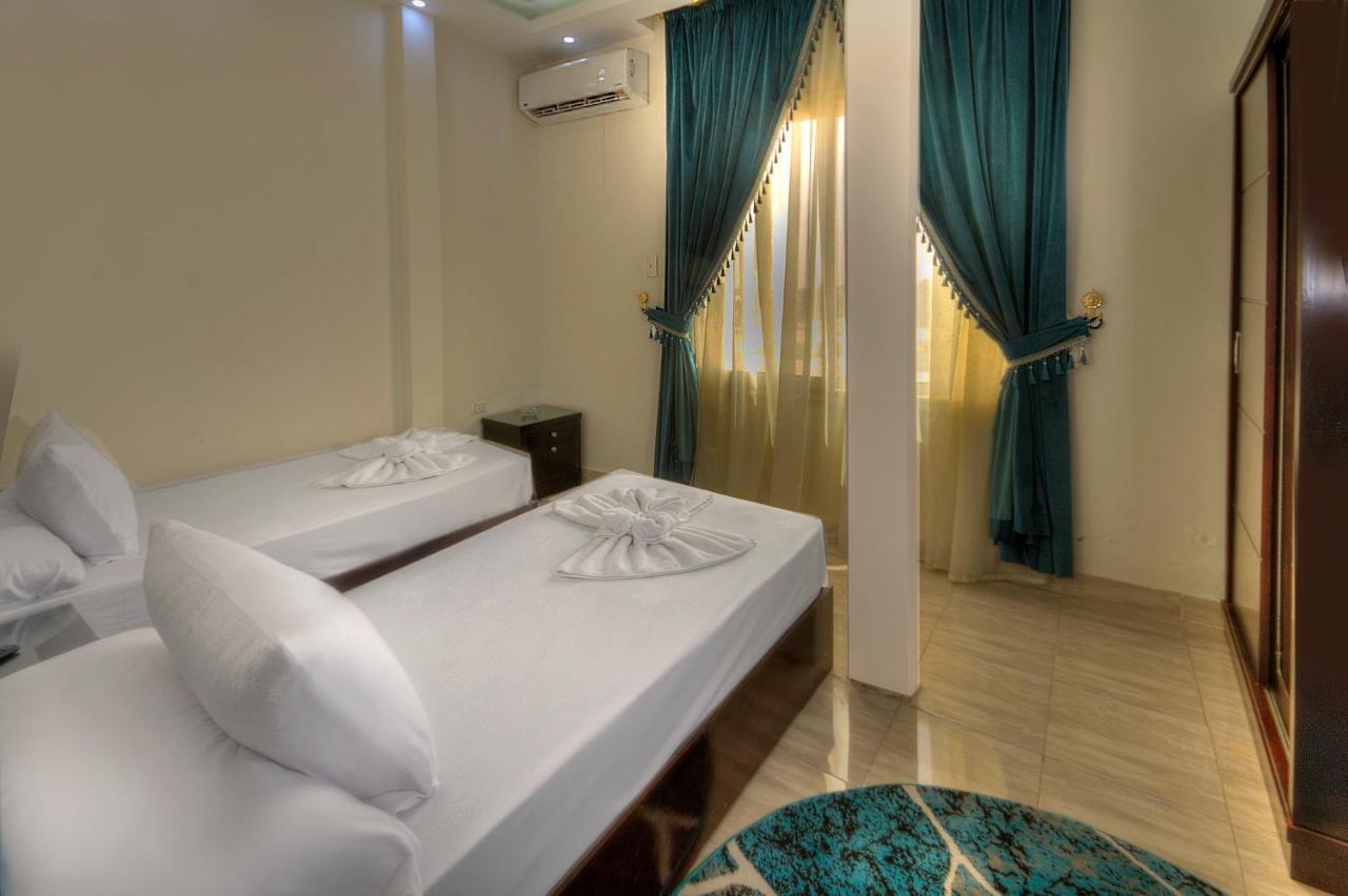 Tut Pyramids View Hotel Kafret el-Gabal Buitenkant foto