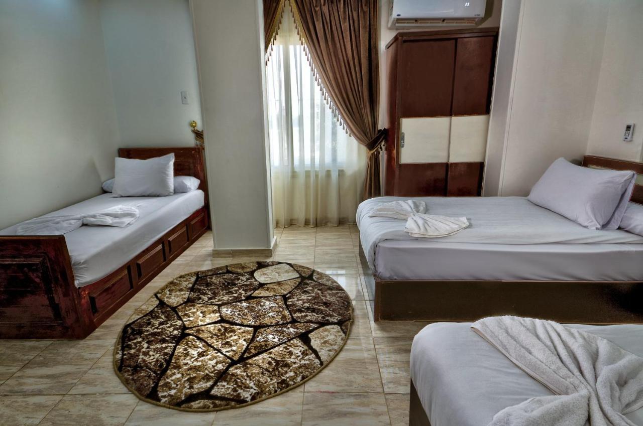 Tut Pyramids View Hotel Kafret el-Gabal Buitenkant foto